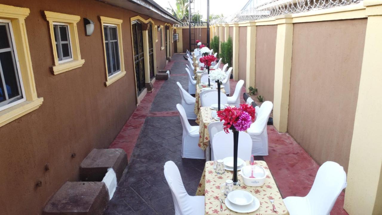 Living Green Apartments Airport Pick Up Benin City Exterior foto