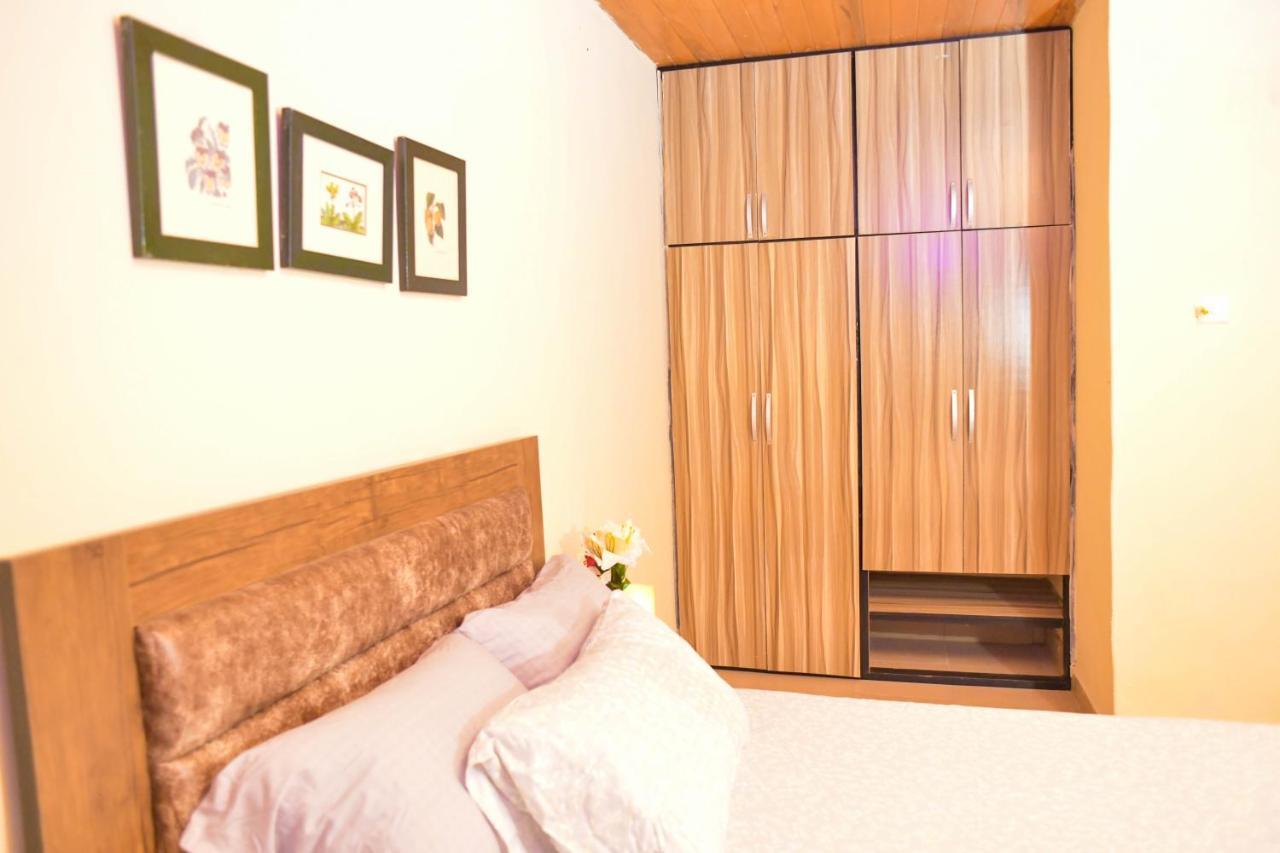 Living Green Apartments Airport Pick Up Benin City Exterior foto
