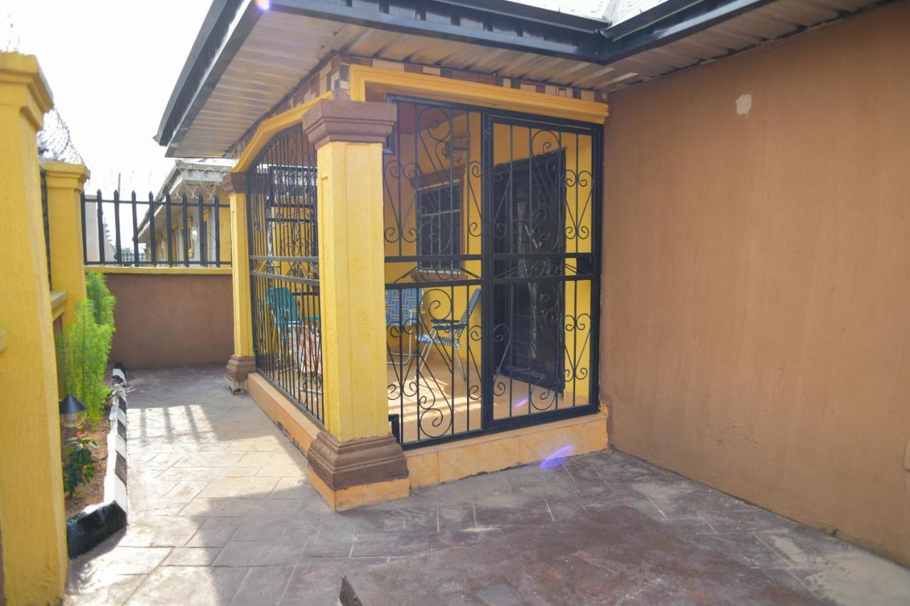 Living Green Apartments Airport Pick Up Benin City Exterior foto