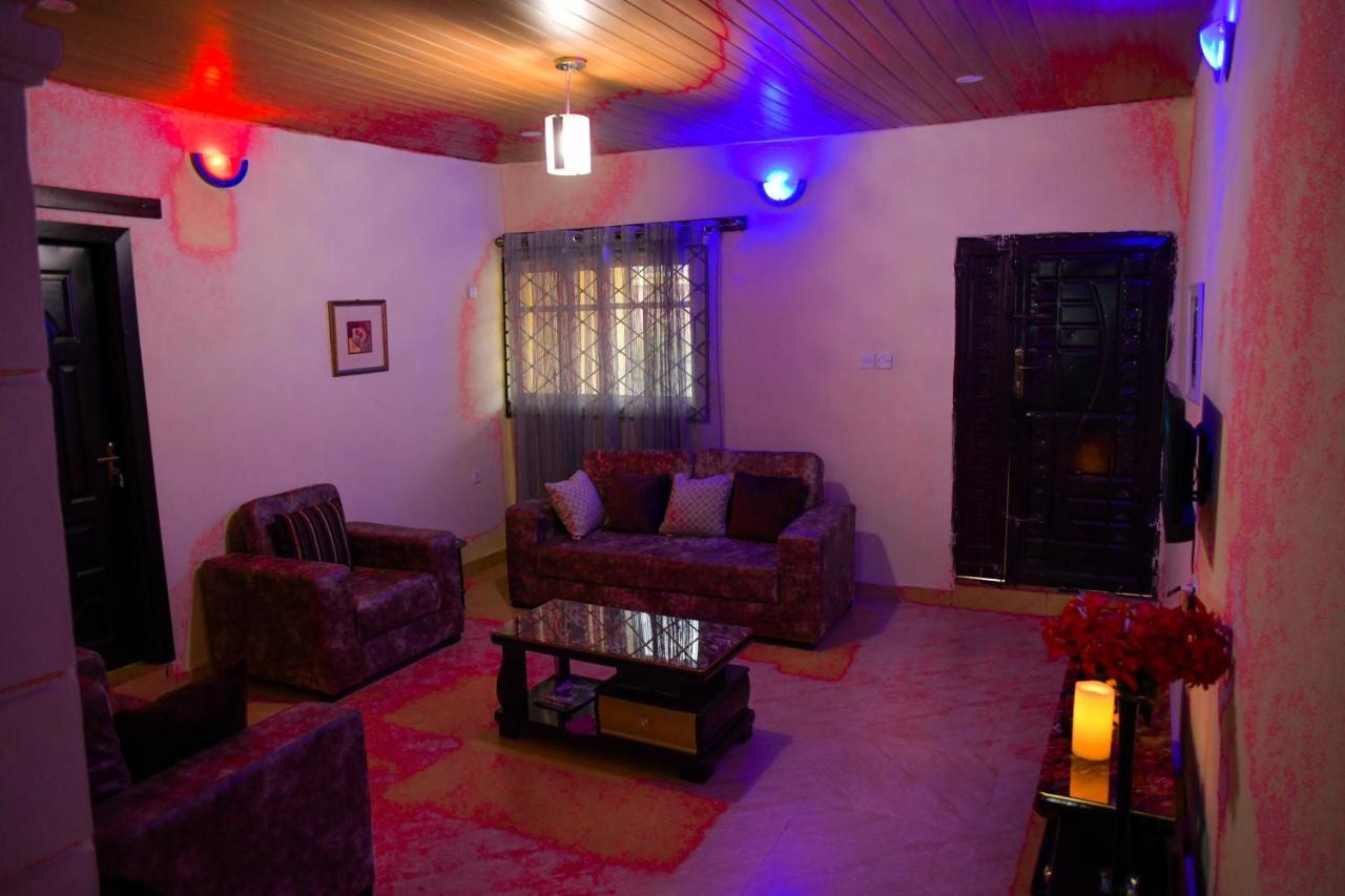 Living Green Apartments Airport Pick Up Benin City Exterior foto