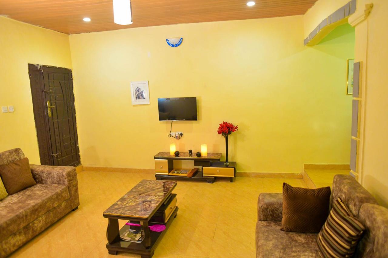 Living Green Apartments Airport Pick Up Benin City Exterior foto